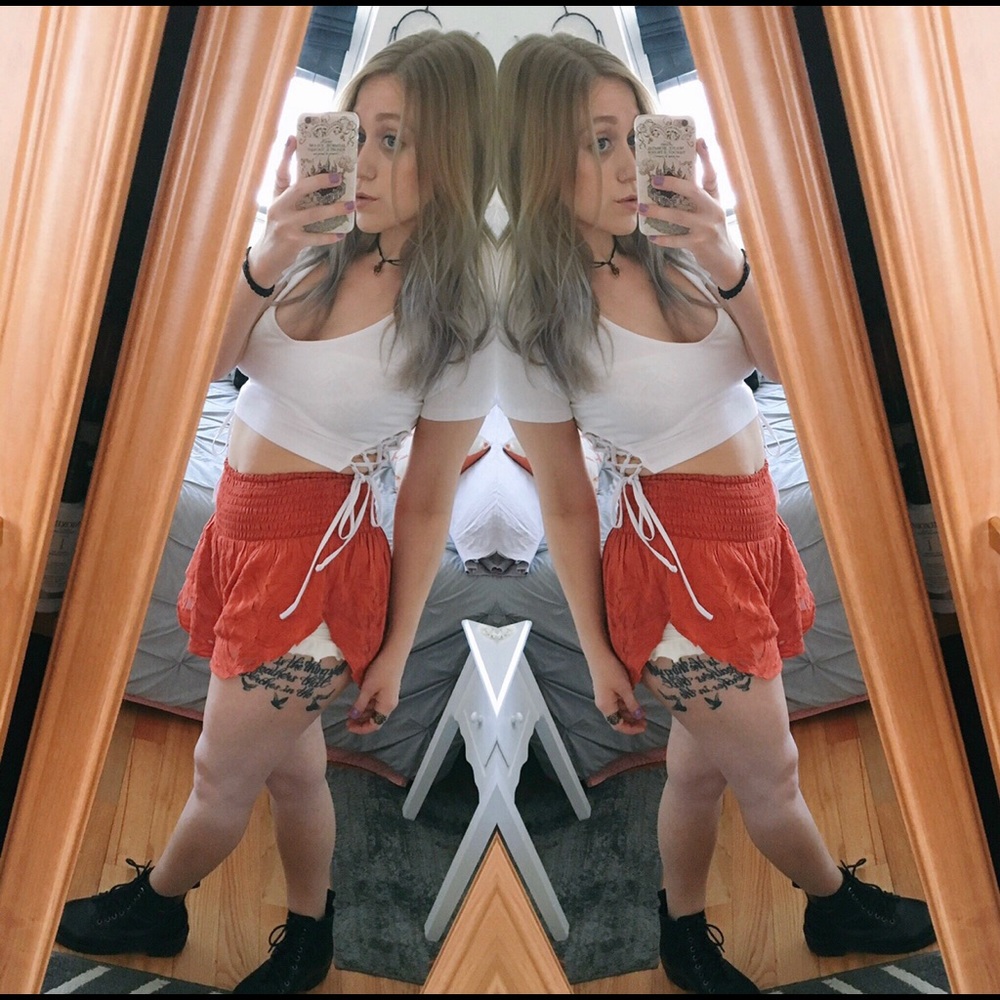 FreePeople High-Waisted Shorts 🌸